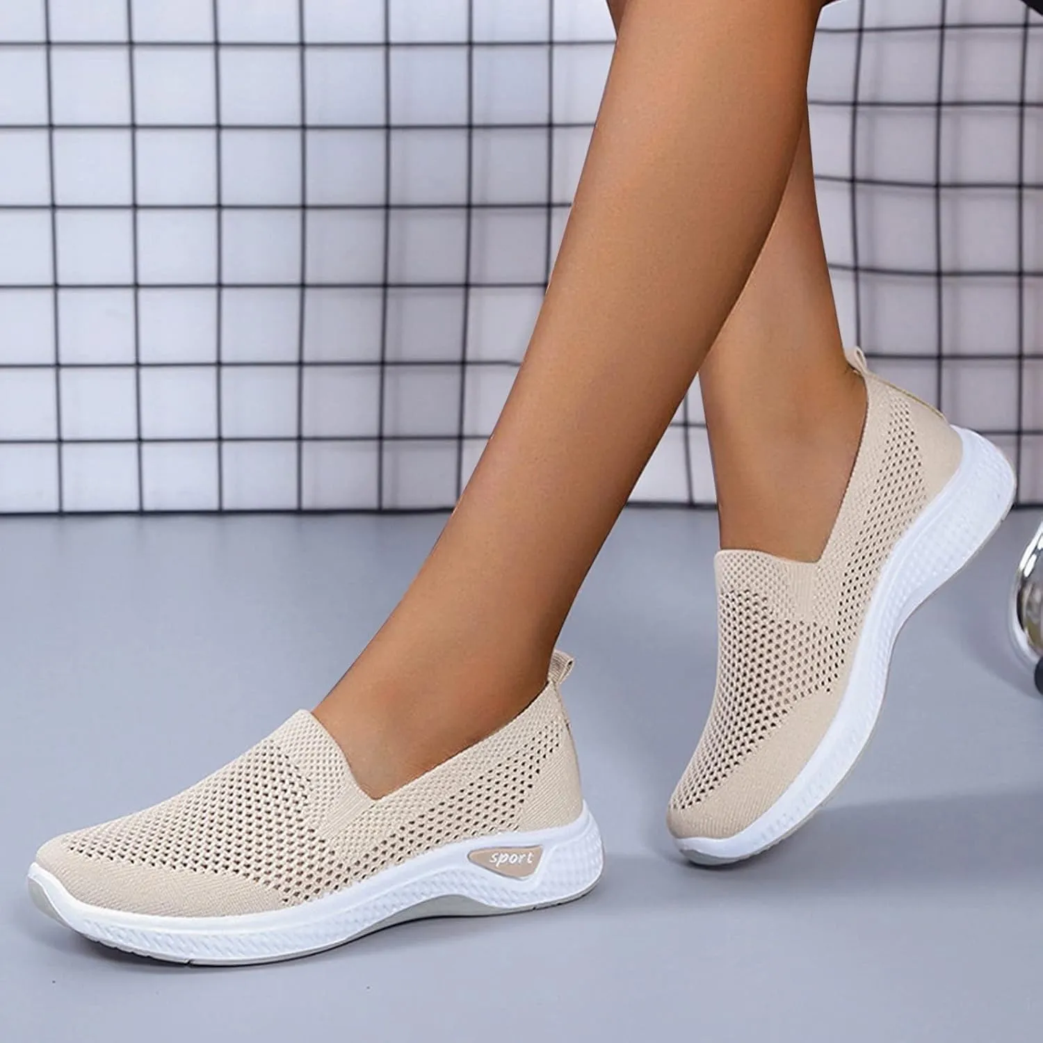 Women Slip On Walking Sneakers Casual Comfortable Shoes Lightweight Canvas Flats Non Slip Breathable Loafers
