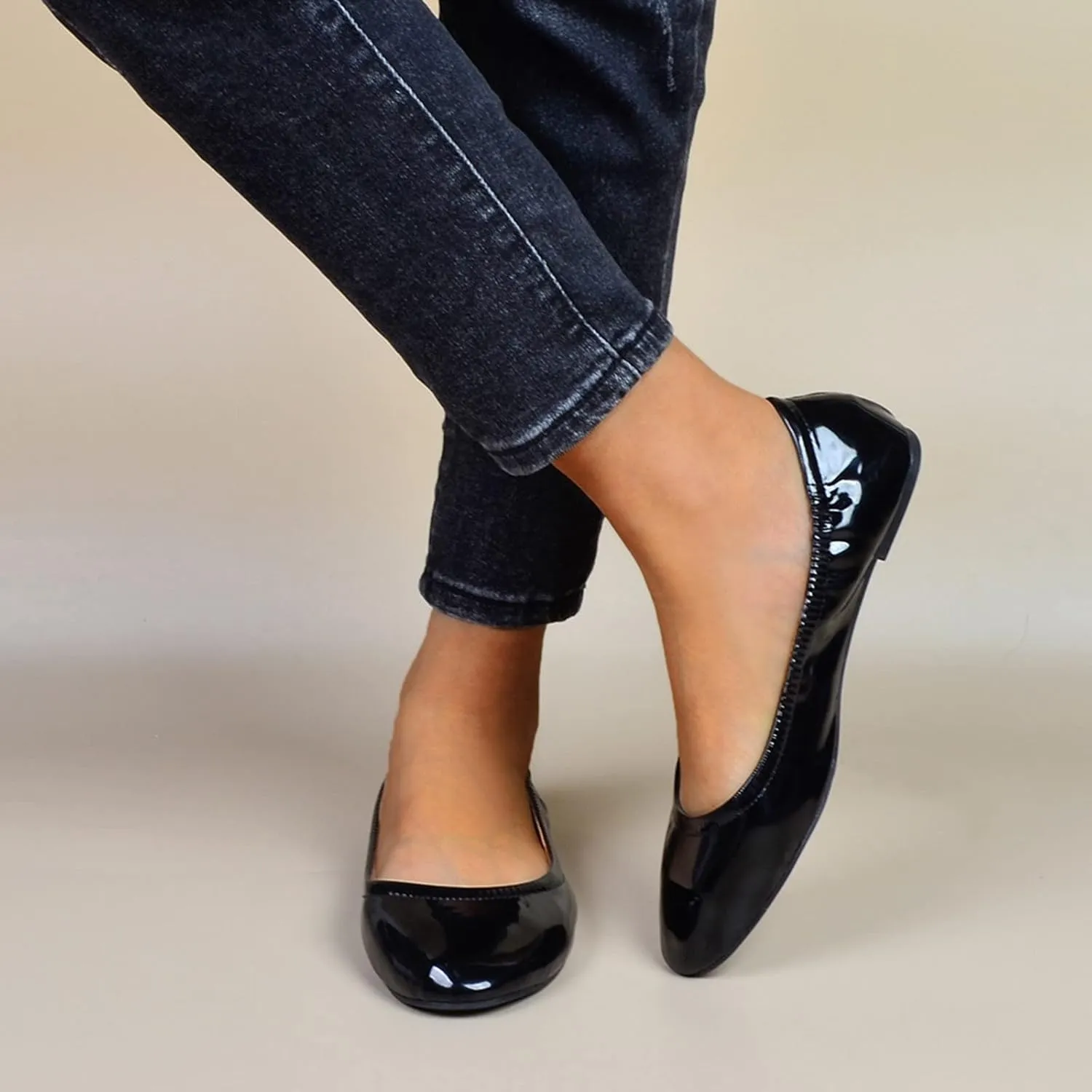 Women's Ballet Flat Flats with Breathable Eyelets Pointed Toe Casual Comfort Slip on Comfortable Walking Shoes