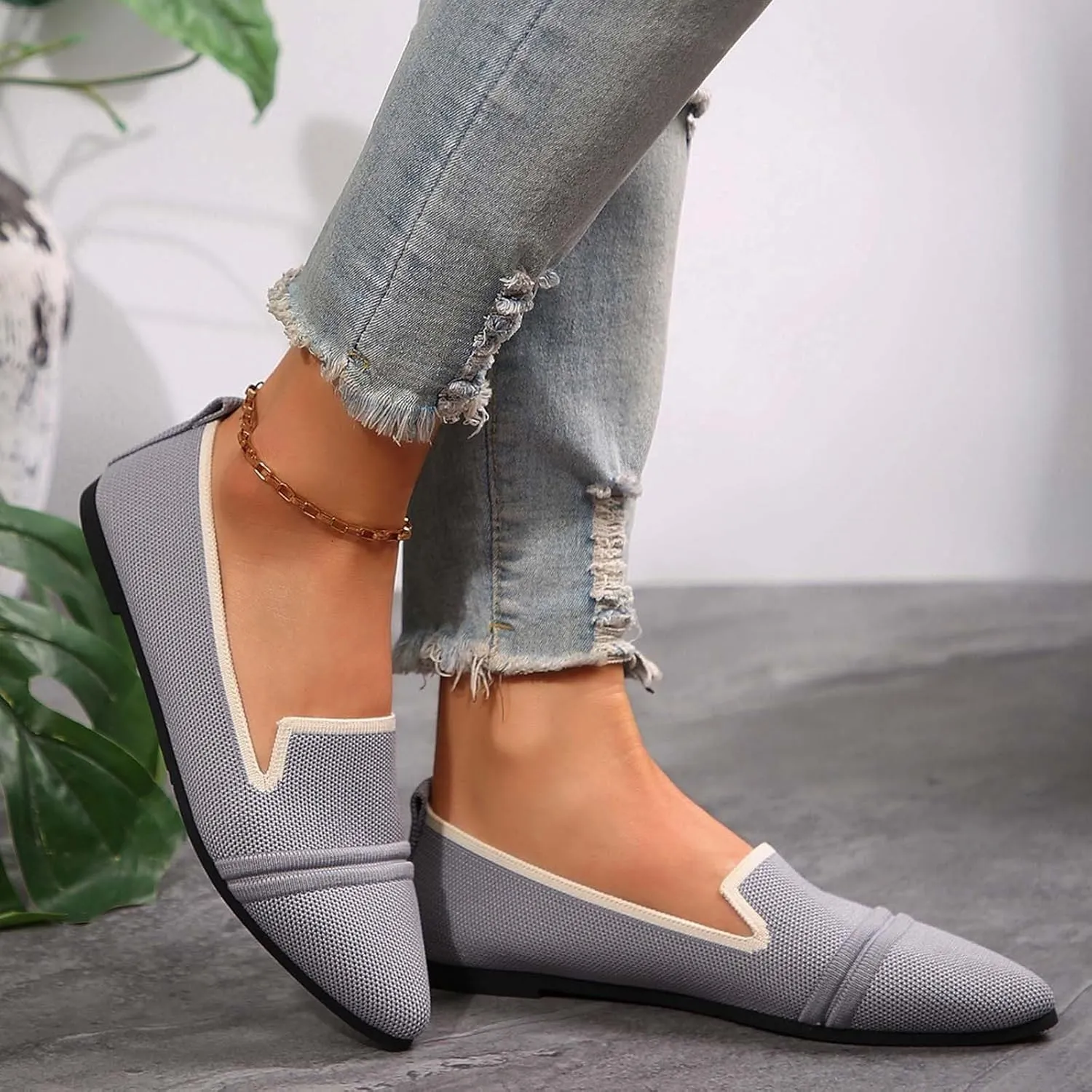 Women's Breathable Comfortable Pointed Toe Casual Shoes for Spring Summer Fashion Flat Walking Slip On Loafers