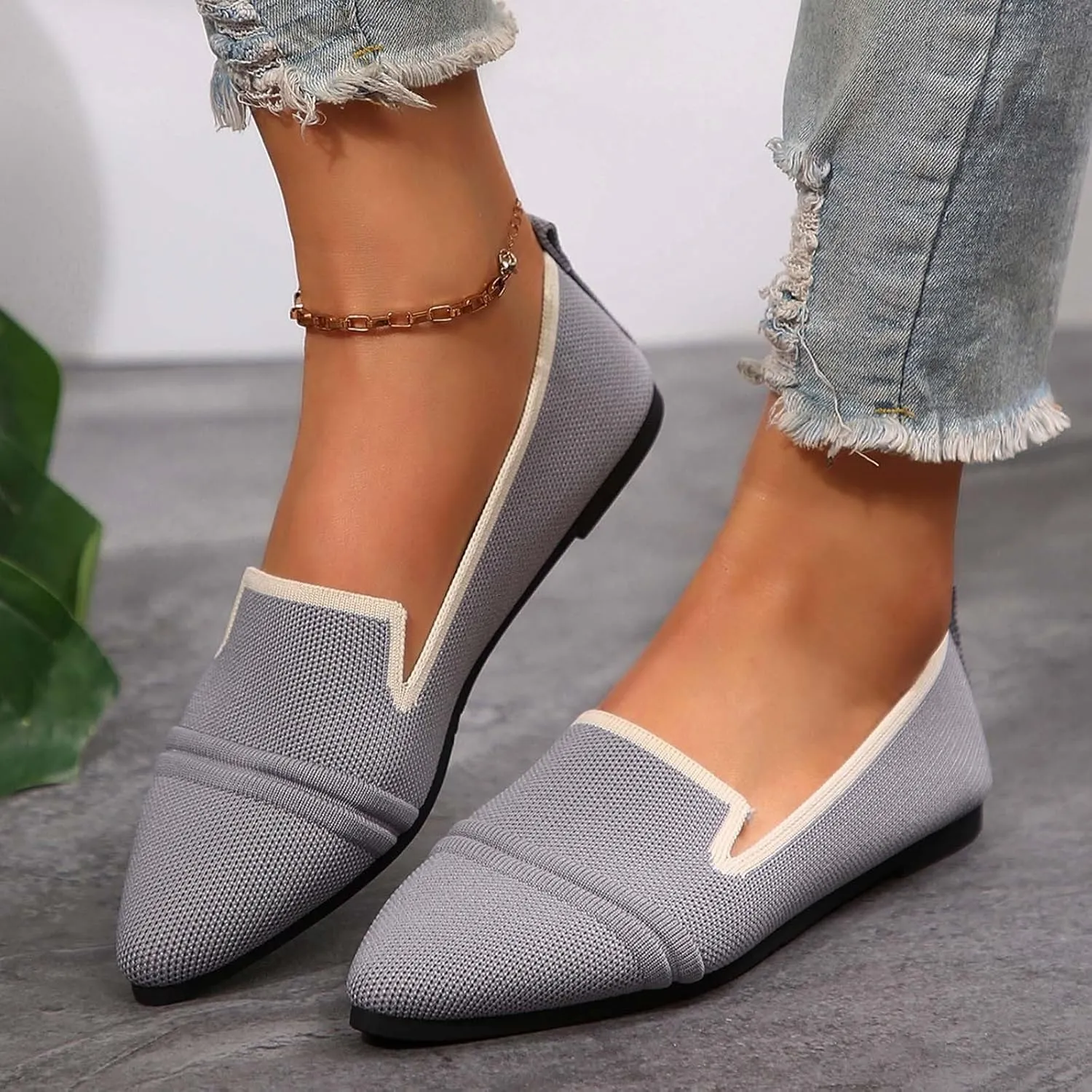 Women's Breathable Comfortable Pointed Toe Casual Shoes for Spring Summer Fashion Flat Walking Slip On Loafers
