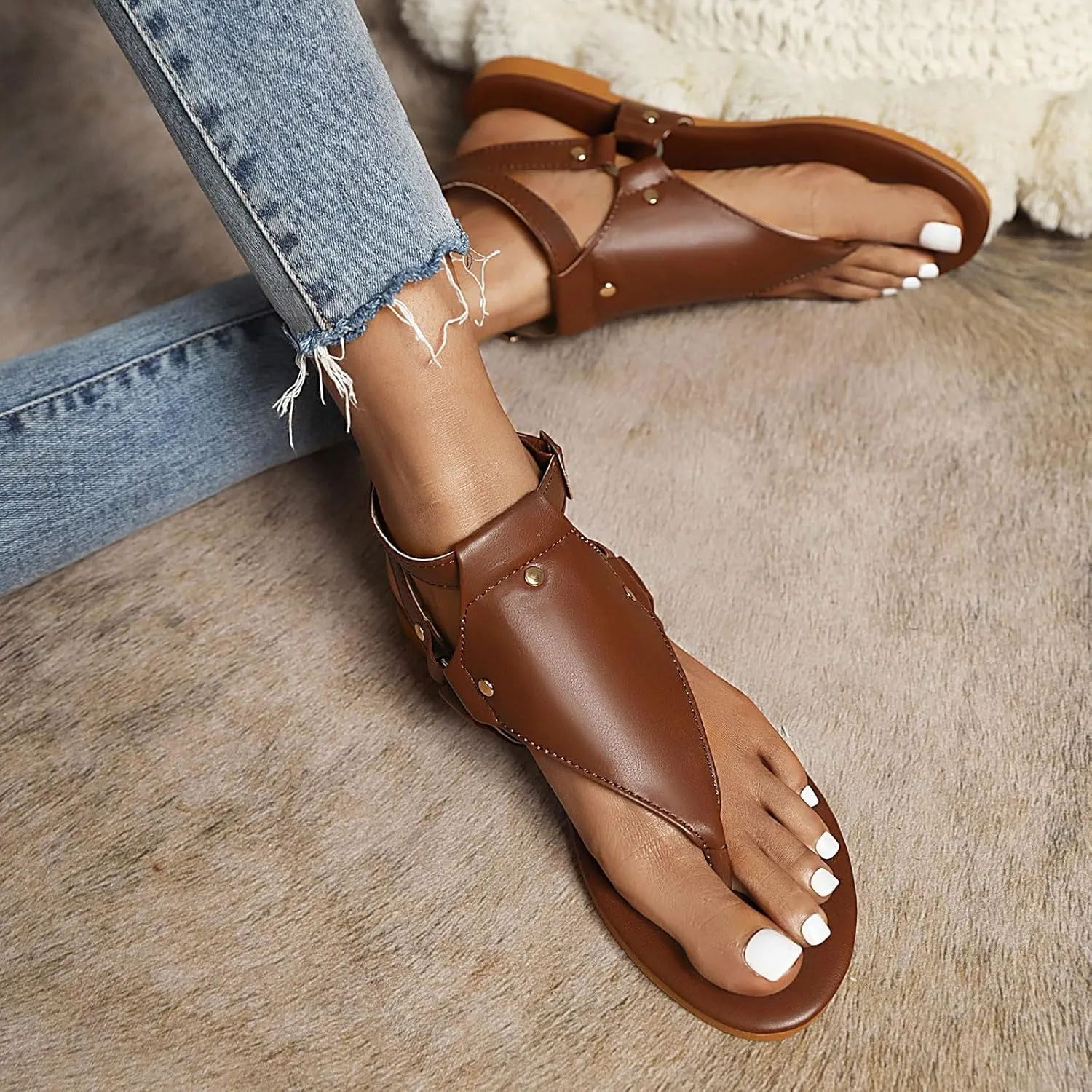 Women's Breathable Sandals Yoga Mat Beach Sandals Adjustable Ankle Strap Flip Flops Versatile Walking Sandals