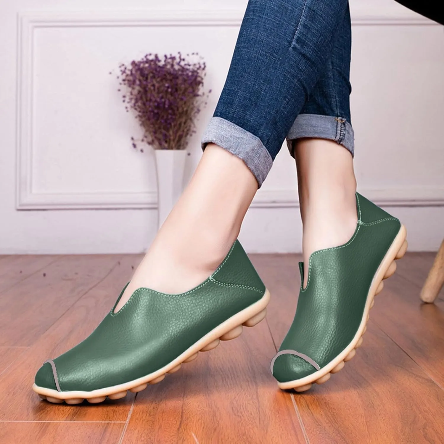 Women's Comfort Walking Boat Shoe Breathable Walking Office Flat Loafer Casual Leather Flats Slip On Driving Loafers Comfortable Orthopedic Shoes