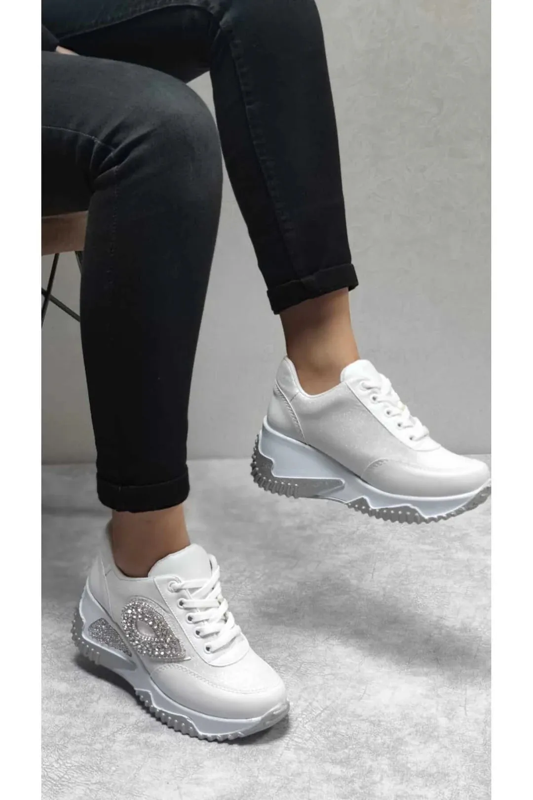 Women's Drop Stone Hidden Heel Sports Shoes