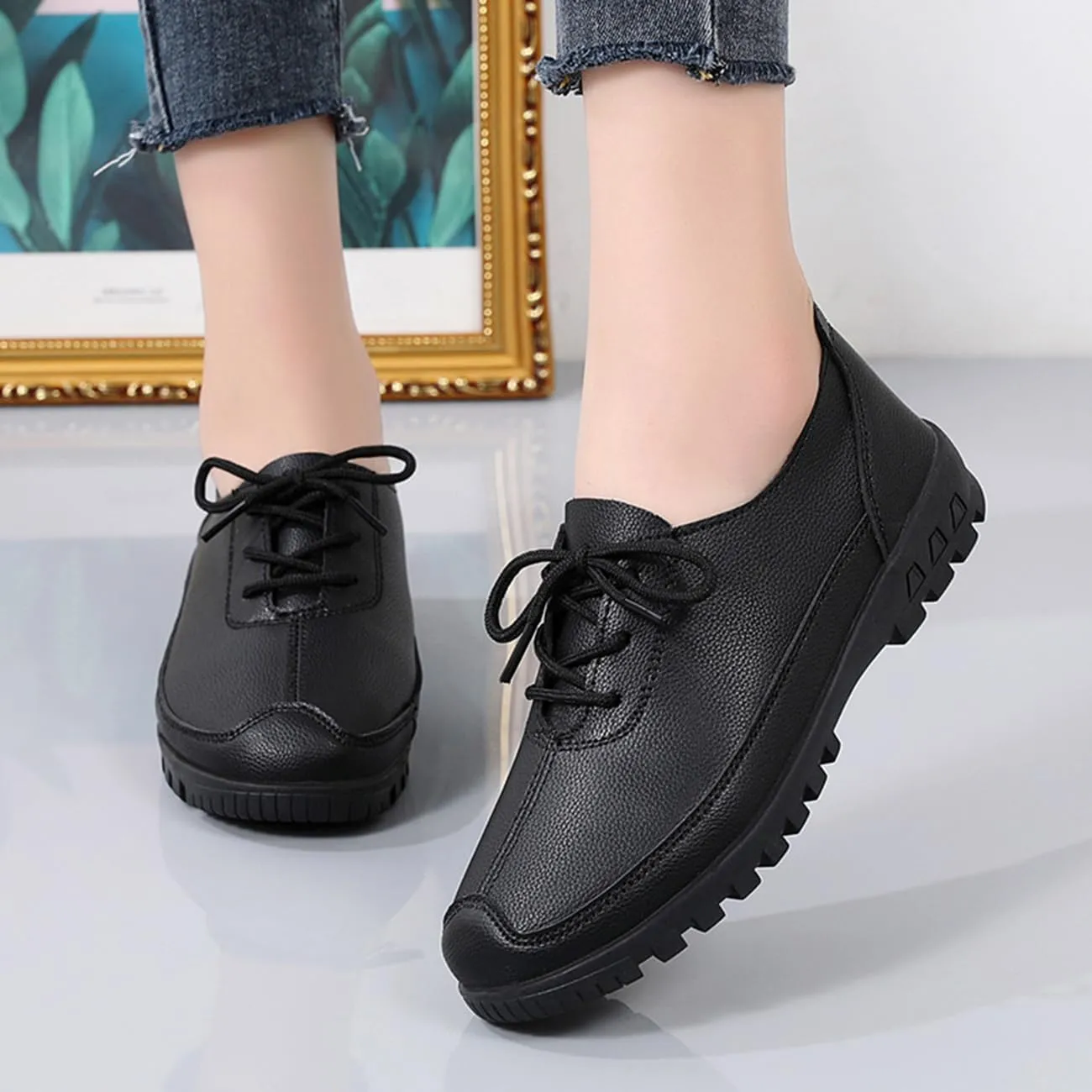 Women's Flat Shoes Lace Up Comfortable and Soft Oxford Non-Slip Brogues Shoes Business Casual Work