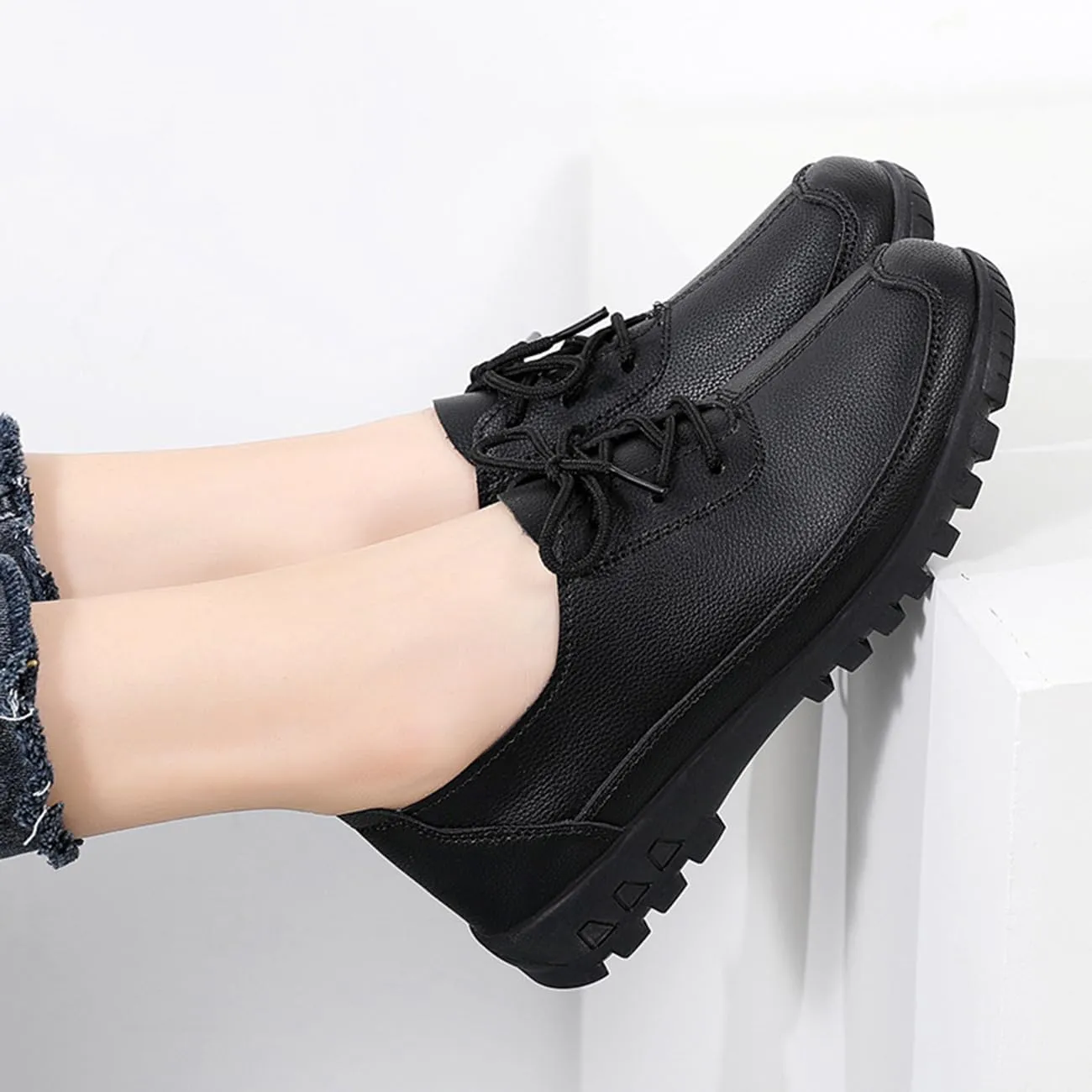 Women's Flat Shoes Lace Up Comfortable and Soft Oxford Non-Slip Brogues Shoes Business Casual Work