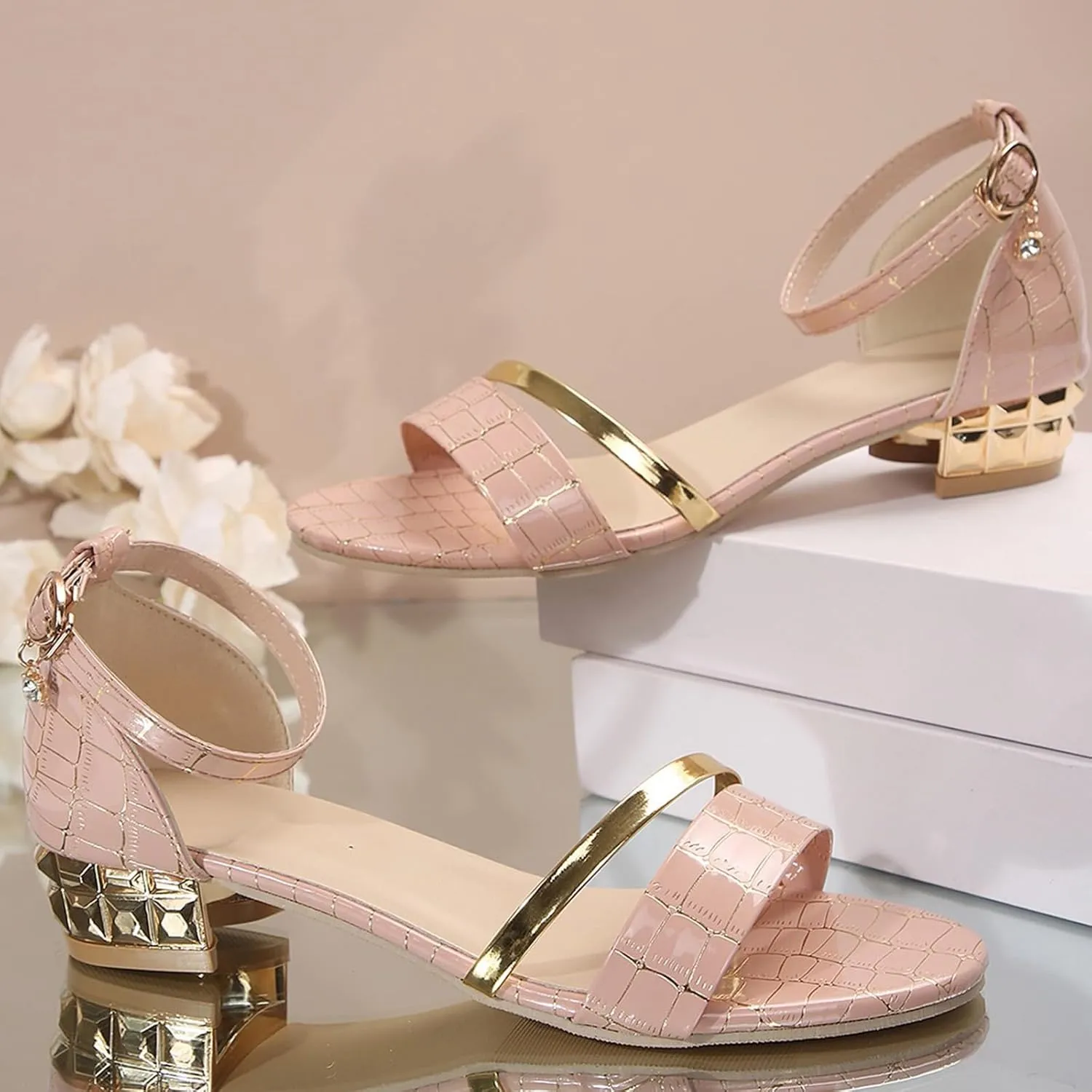 Women's Heeled Sandals Fashionable And Versatile Thick Heel Single Strap Pattern Women's Shoes Low Heel Casual And