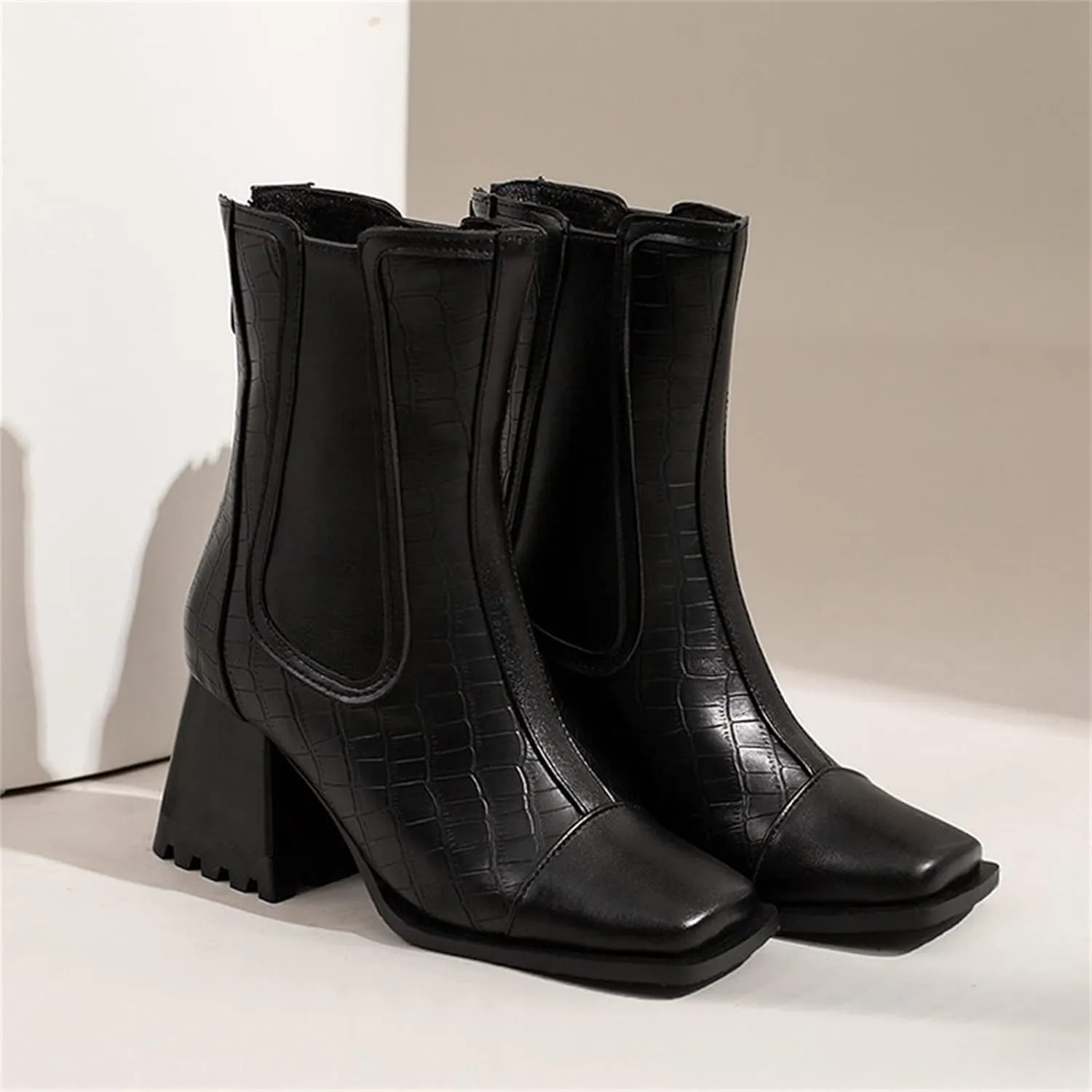 Women's Lace Up Ankle Booties Ladies Fashion Leather Face Square Toe Back Zip Chunky High Heel Lace up Western Boots