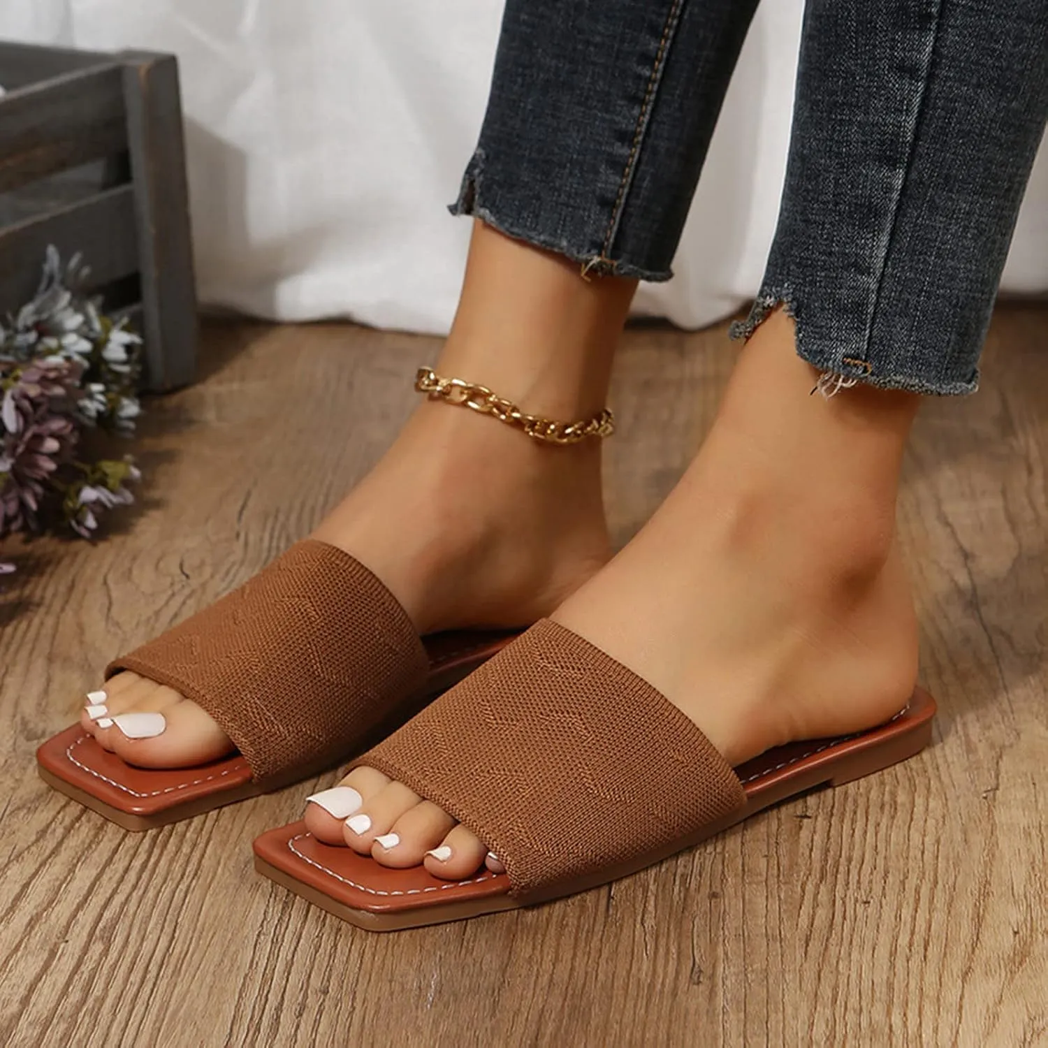 Women's Sandals Fashion Spring And Summer Women Slippers Flat Bottom Light Square Toe Open Toe Mesh Breathable