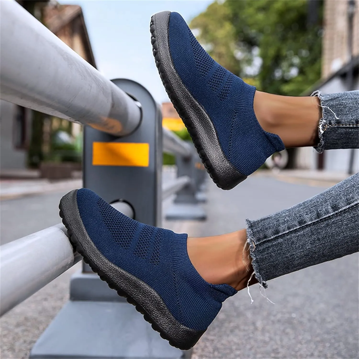 Womens Walking Shoes Wide Diabetic Shoes Non Slip Work Shoes Women Walking Ladies Shoes Casual Dress Sneakers Slip On Tennis Shoe Loafers Casual Slip On