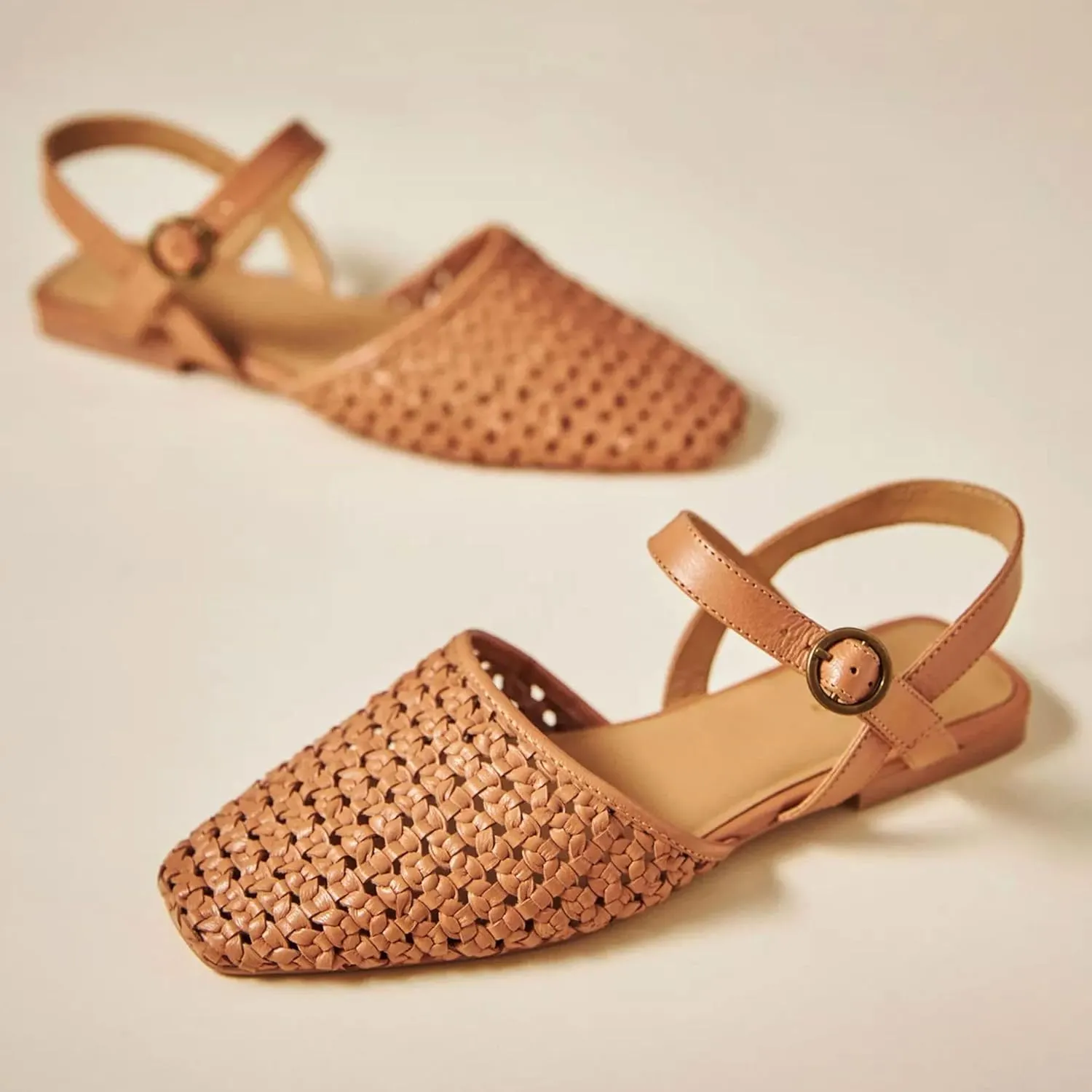 Woven Slingback Flats for Women Stylish and Breathable Sandals with Pointed Toe Design Comfortable and Elegant